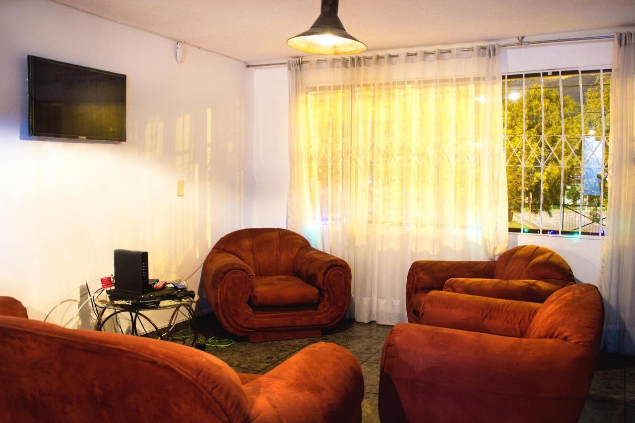 Bababuy Hostel بوغوتا المظهر الخارجي الصورة